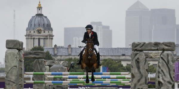 Kate y Guillermo vibran con medalla de Zara Phillips