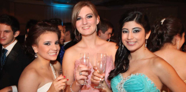Seniors prom de Academia Pinares