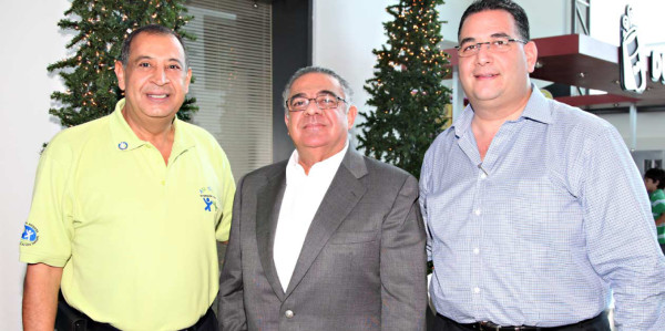 Leonel Gianinni, Karim Faraj y Luis Atala (foto: Héctor Hernández)