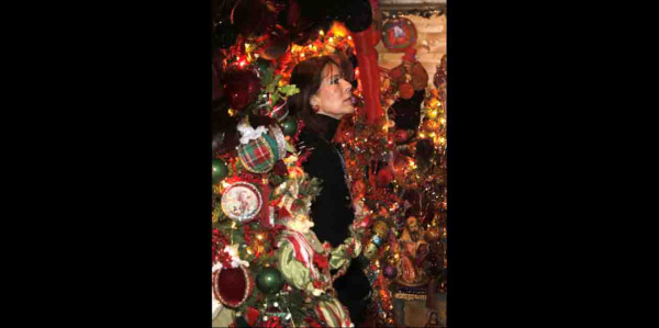 Carolina y Andrea Casiraghi, inauguran la Navidad en Mónaco