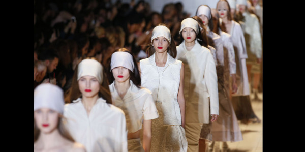 Segundo día de Paris Fashion Week