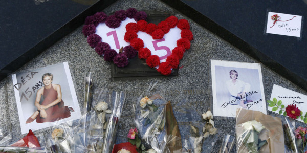 Poemas y flores para Diana en París