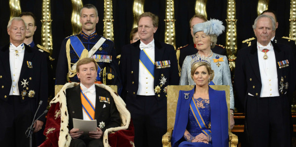 Guillermo elogia a Máxima en su discurso de entronización