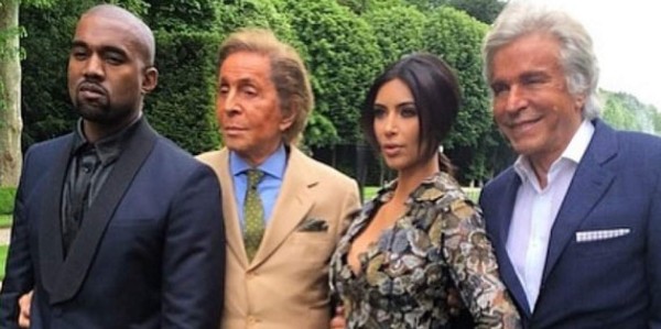 Kim y Kanye celebran en la mansión de Valentino