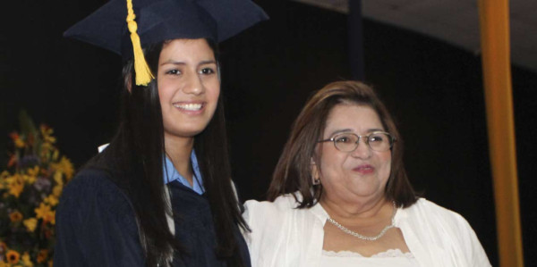 Graduación en la Internacional Sampedrana