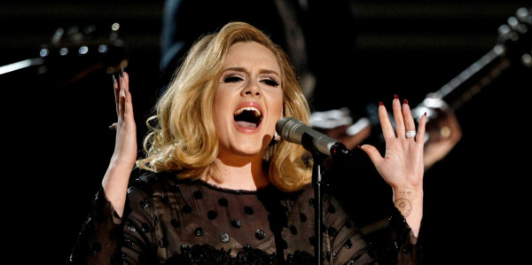 Adele pierde peso