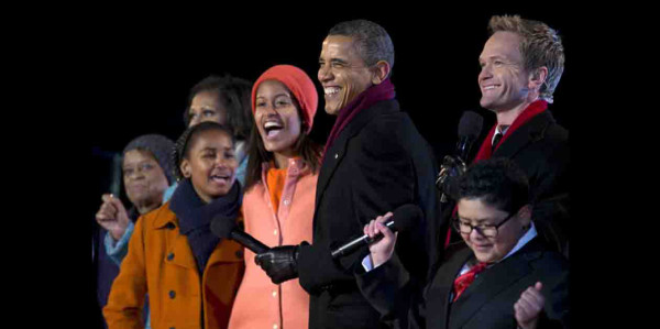 Obama y su familia encienden el Árbol de Navidad