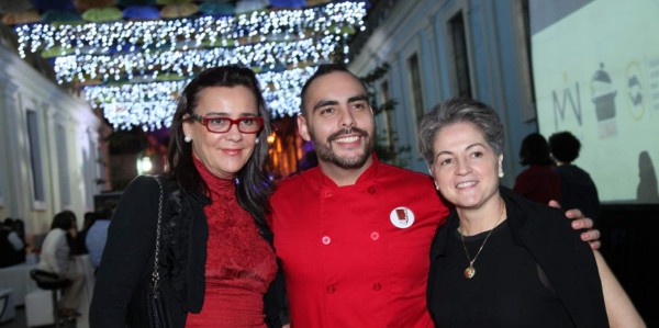 Mandy Bermúdez, José Luis Escalante y Eleonora Ortéz