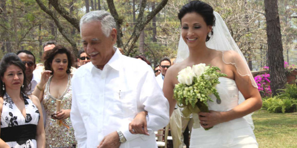 La boda de Elisa Trochez y Roberto Canahuati