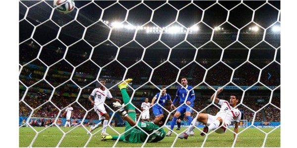 Costa Rica supera a Grecia