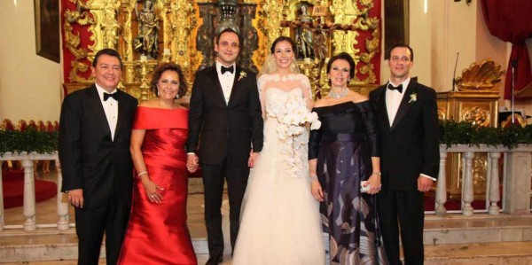 La boda de Adriana Rivera y Enrique Jaar