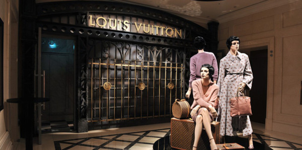 Louis Vuitton rinde homenaje a sus musas