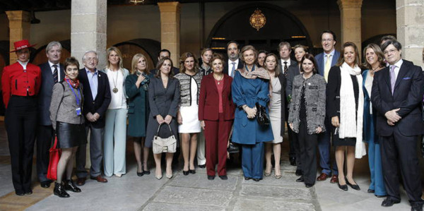 La reina Sofía visita Cádiz con las primeras damas iberoamericanas