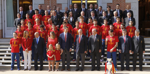 Las infantas celebran el gane de España