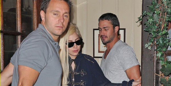 ¿Lady Gaga se casa?