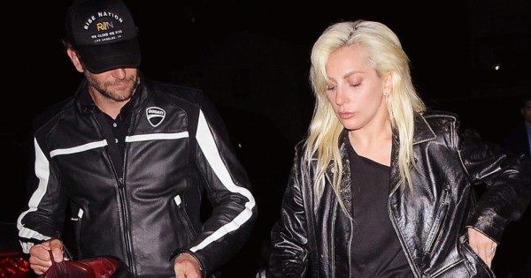 Otra de las dificultades que vivieron, fue que Bradley le dijo a la intérprete de Poker face que tenía que quitarse el maquillaje, algo que no le gustó ya que en varias entrevistas ha relatado que su aspecto físico le provoca una inseguridad muy grande.