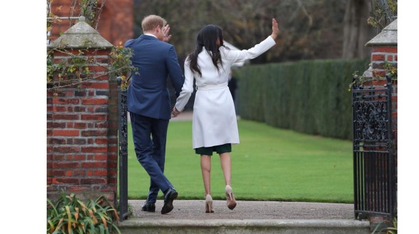 Meghan y Harry anunciaron su compromiso real