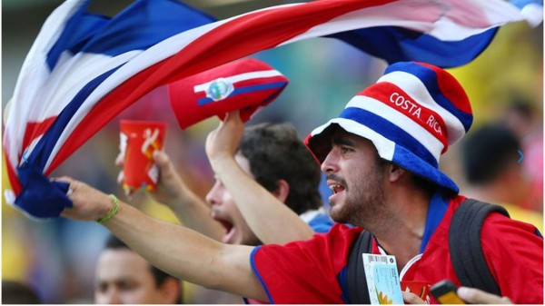 Costa Rica supera a Grecia