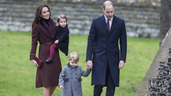 Publican foto de Princesa Charlotte para marcar su segundo cumpleaños