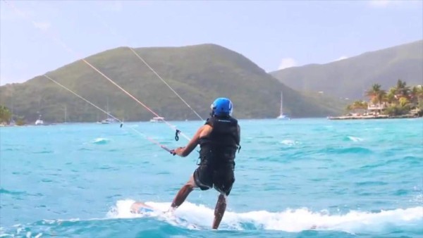 Increíbles imágenes de Barack Obama practicando Kite Surf