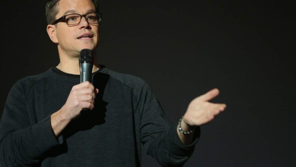 Matt Damon<br/>Actualmente nuestra población mundial es de 7.5 billones de personas, donde solo 1 de cada 9 tiene acceso a agua limpia. El actor ha trabajado junto a “Water.org” para cambiar eso. Juntos han ayudado a más de un millón de personas con esta causa.