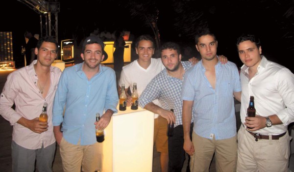 Summer vibes by Miller Genuine Draft y Estilo