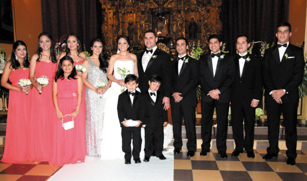 La boda de René Serrano y Elisa García
