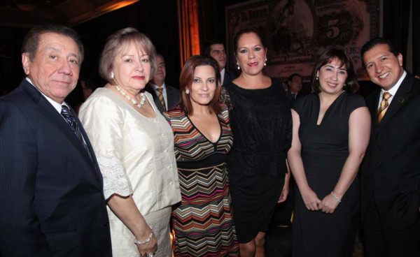 Banco Atlántida continua celebrando