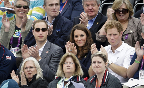 Kate y Guillermo vibran con medalla de Zara Phillips
