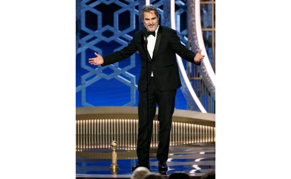 ¡El favorito de la noche! Joaquín Phoenix ganó como mejor actor de drama por Joker.