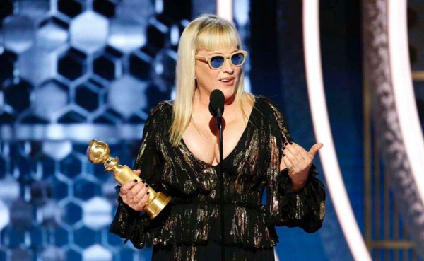 Por su parte, Patricia Arquette triunfó como mejor actriz de reparto en miniserie o película para televisión por su papel en The Act. La artista se tomó el tiempo para hablar sobre los sucesos recientes de Estados Unidos. 'Estamos en un país al borde de la guerra, y tenemos a un presidente amenazando con lanzar bombas'.