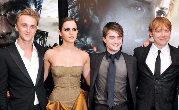 ¡Elenco de Harry Potter se reúne para celebrar las fiestas!