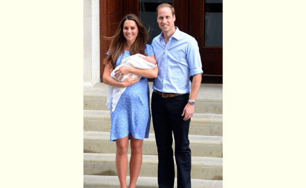 El 22 de julio de 2013 nació el Príncipe George, primogénito de William y Kate.