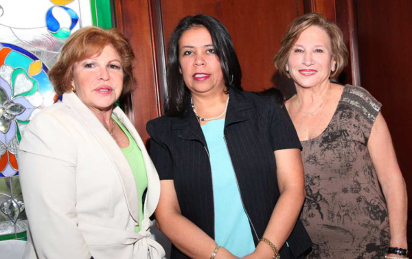 Baby shower para Rebecca Agurcia