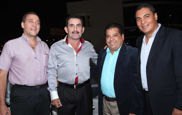 Los 50 de Vicente Williams