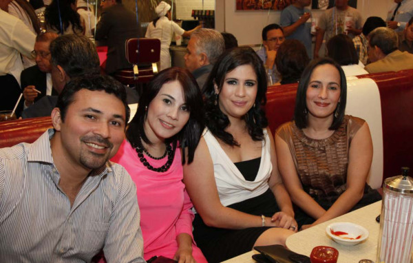 Apertura de Johnny Rockets