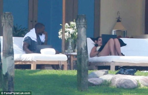 Kim Kardashian deslumbra en México