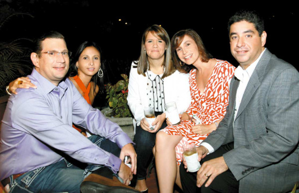 El cumpleaños de Elzette Casanova y Carlos Villeda