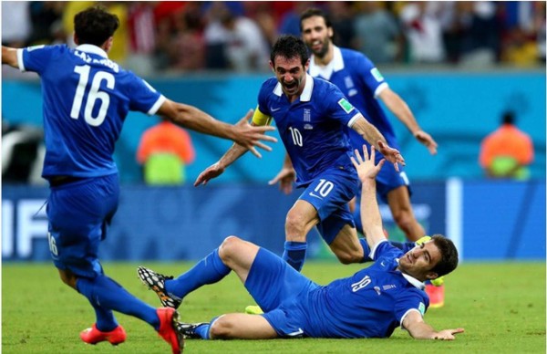 Costa Rica supera a Grecia