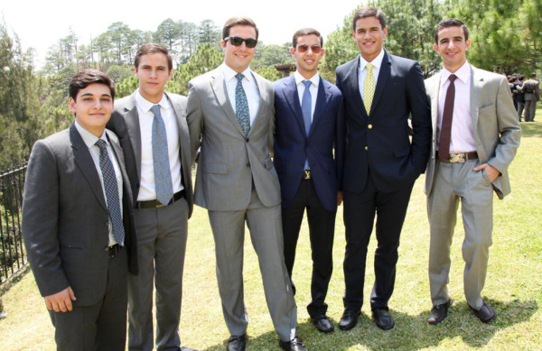 Senior lunch de la Americana