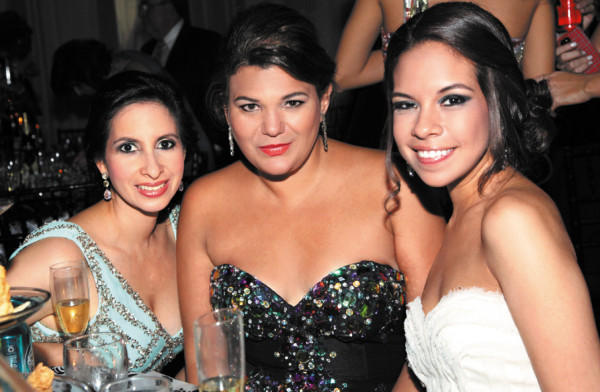 La prom de la Escuela Americana