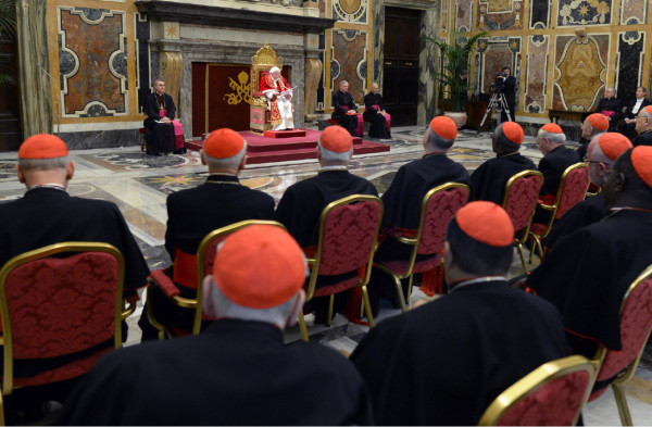 Termina pontificado de Benedicto XVI