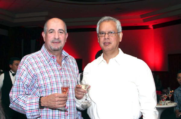 Noche de Vinos con Estilo