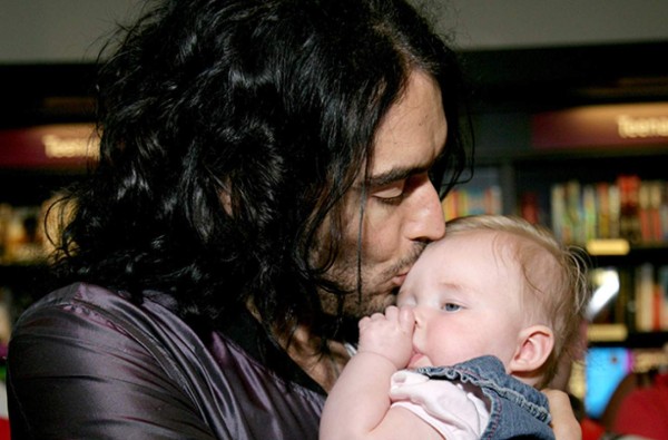 Russell Brand todavía guarda a Katy Perry en su corazón