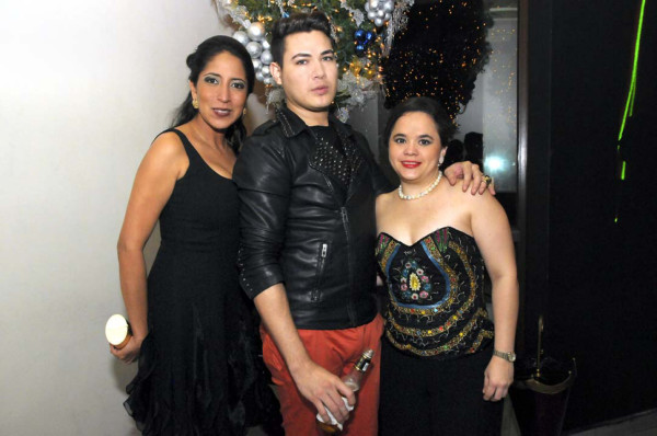 Turn up the night en Hanawa