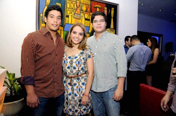 Miller Time en Nau Lounge