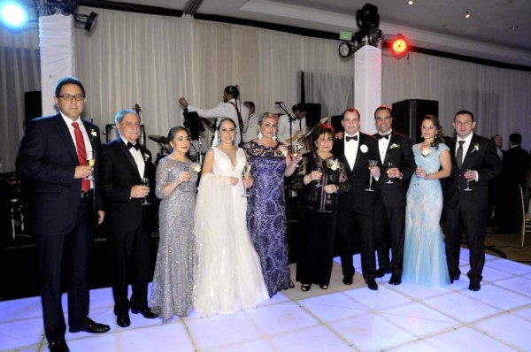 Boda Guzmán Marinakys