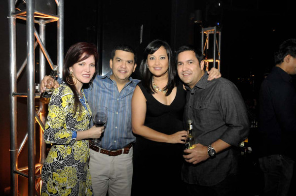 Turn up the night en Hanawa