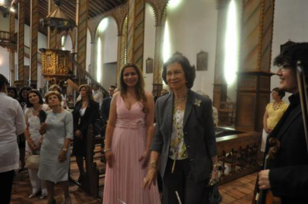 La reina Sofía visita Cádiz con las primeras damas iberoamericanas