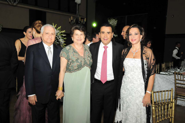 La boda de Mario Cerna e Isabel Fonseca